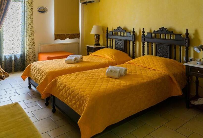 سوئیت 2 خوابه, Epavlis Boutique Galaxidi