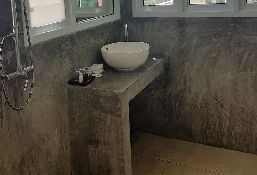 غرفة سوبيريور مطلّة علي البحر, Grand Hill Residence