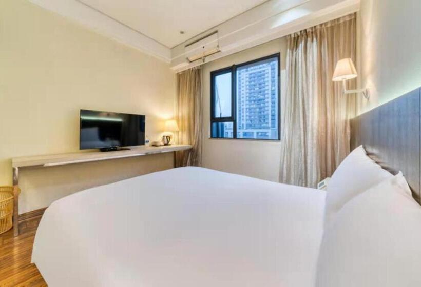 スタンダードルーム, Hansen