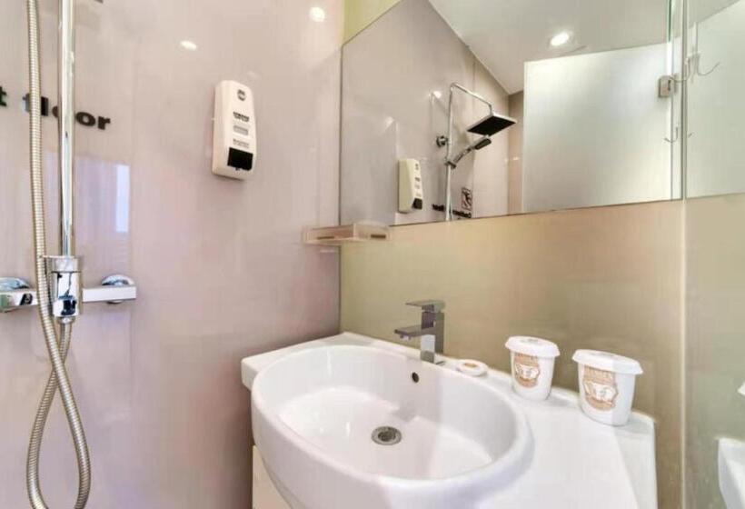 スタンダードルーム, Hansen