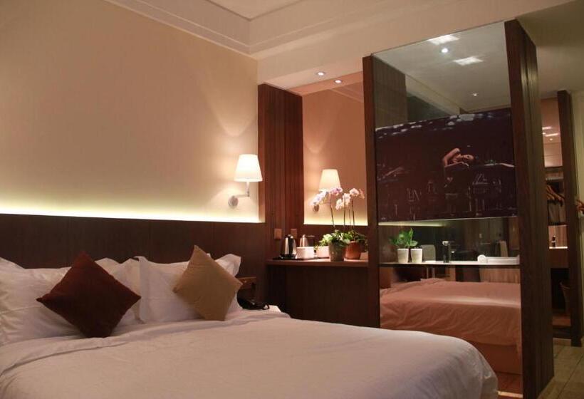 スタンダードシングルルーム, Hansen