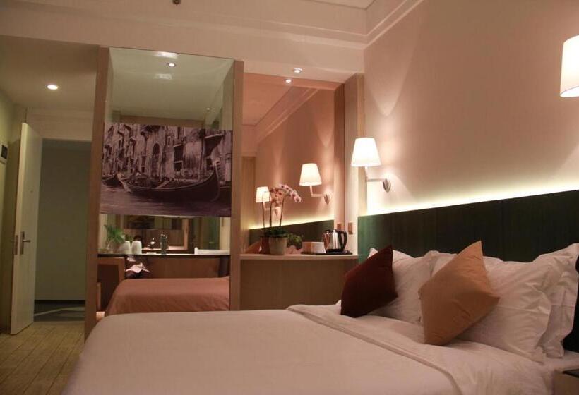 スタンダードルーム, Hansen