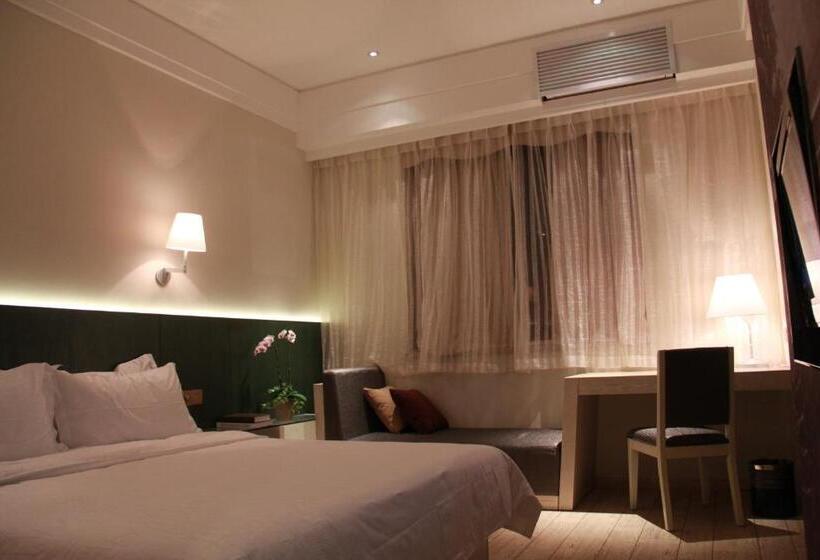 スタンダードルーム, Hansen