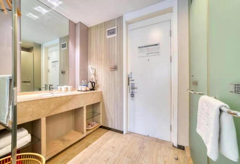 デラックスルーム, Hansen