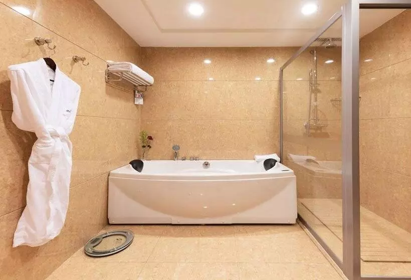スーペリアースイート, Nh Hotel Shenyang
