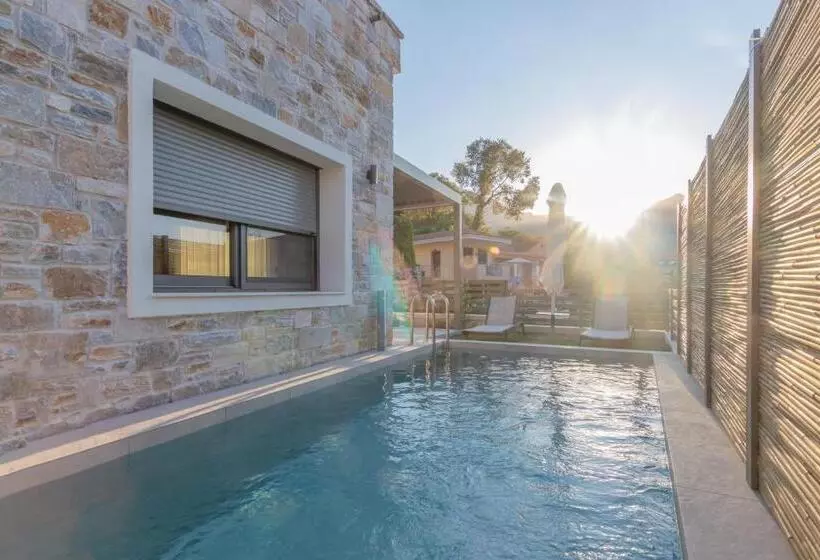Suite with Pool, Ntinas Filoxenia Hotel & Spa