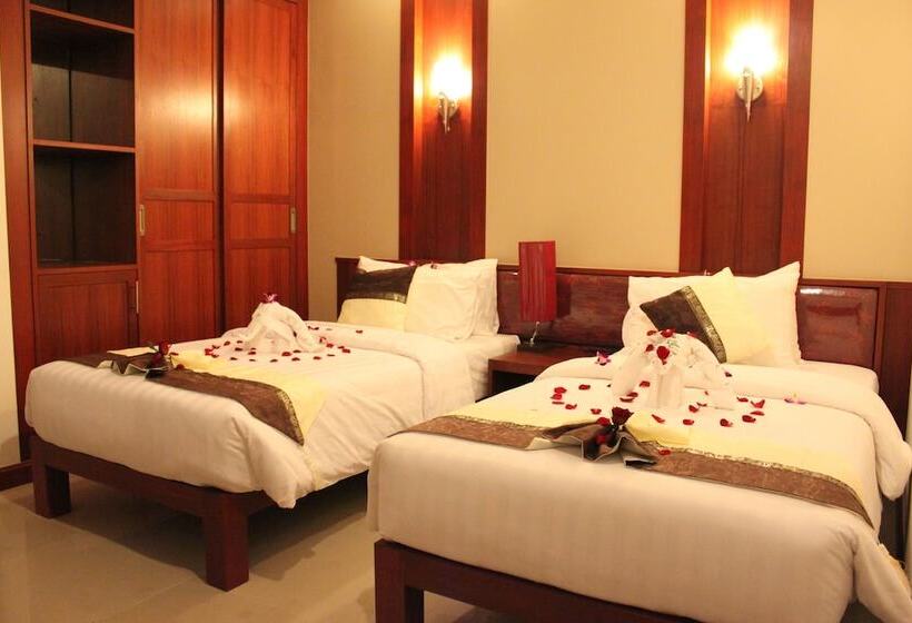 غرفة سوبيريور, Patong Hemingway S