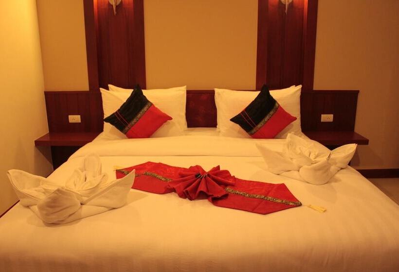 غرفة سوبيريور, Patong Hemingway S