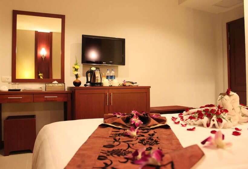 غرفة سوبيريور, Patong Hemingway S