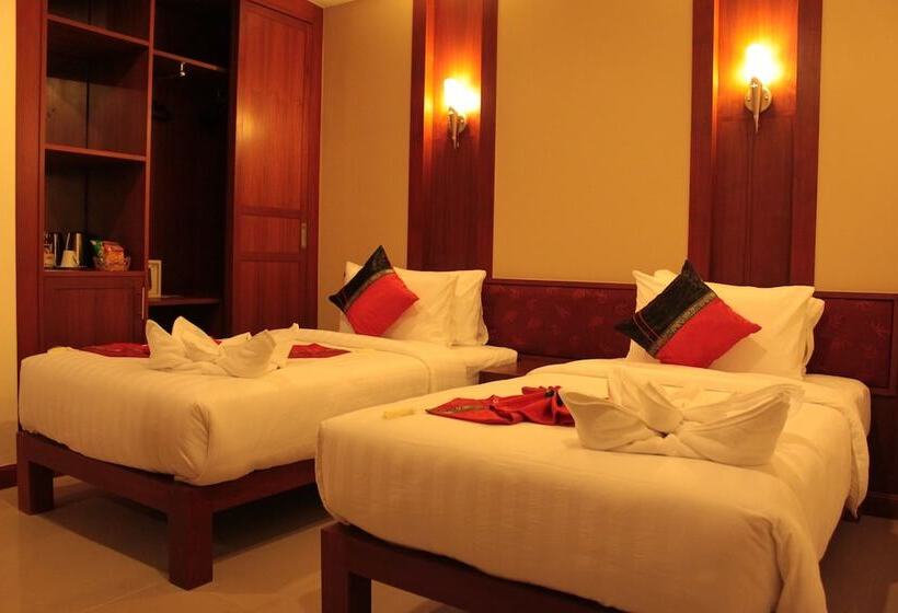 غرفة سوبيريور, Patong Hemingway S