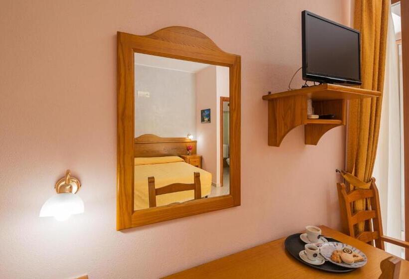 غرفة قياسية رباعية, San Francisco