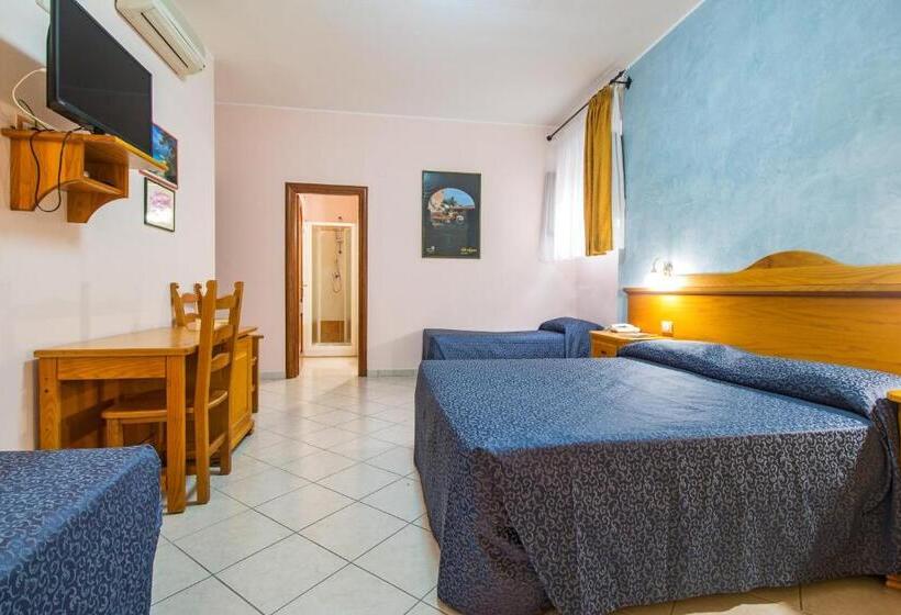 غرفة قياسية رباعية, San Francisco