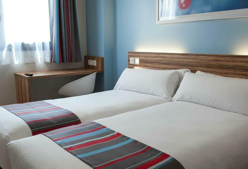 اتاق استاندارد, Travelodge Madrid Metropolitano