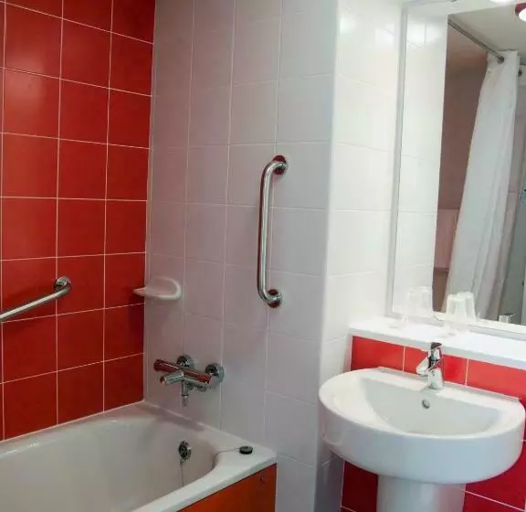 اتاق خانوادگی, Travelodge Madrid Metropolitano