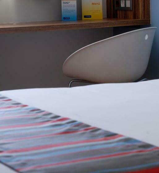 اتاق استاندارد برای معلولان, Travelodge Madrid Metropolitano