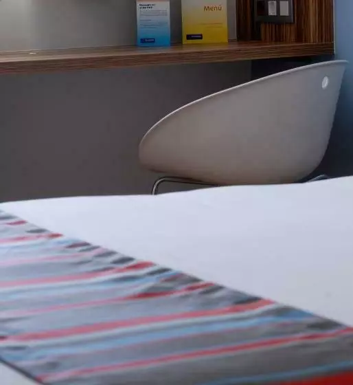 اتاق استاندارد برای معلولان, Travelodge Madrid Metropolitano