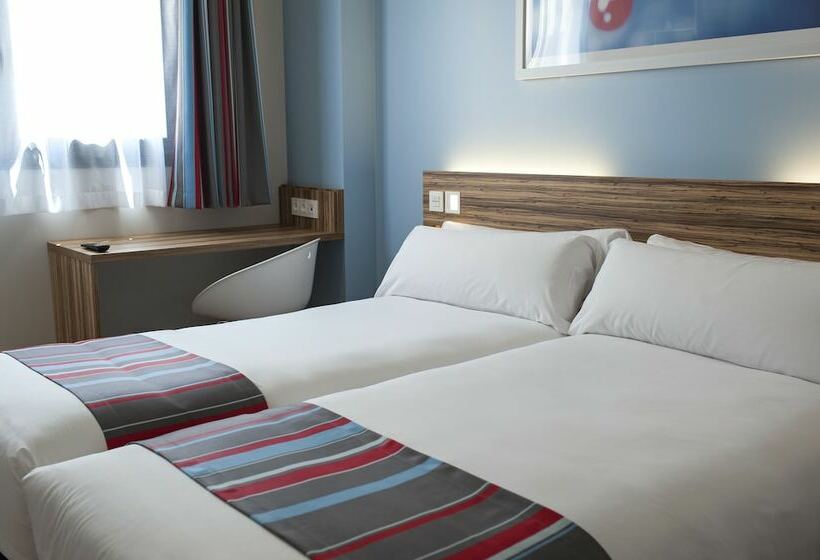 غرفة قياسية, Travelodge Madrid Metropolitano
