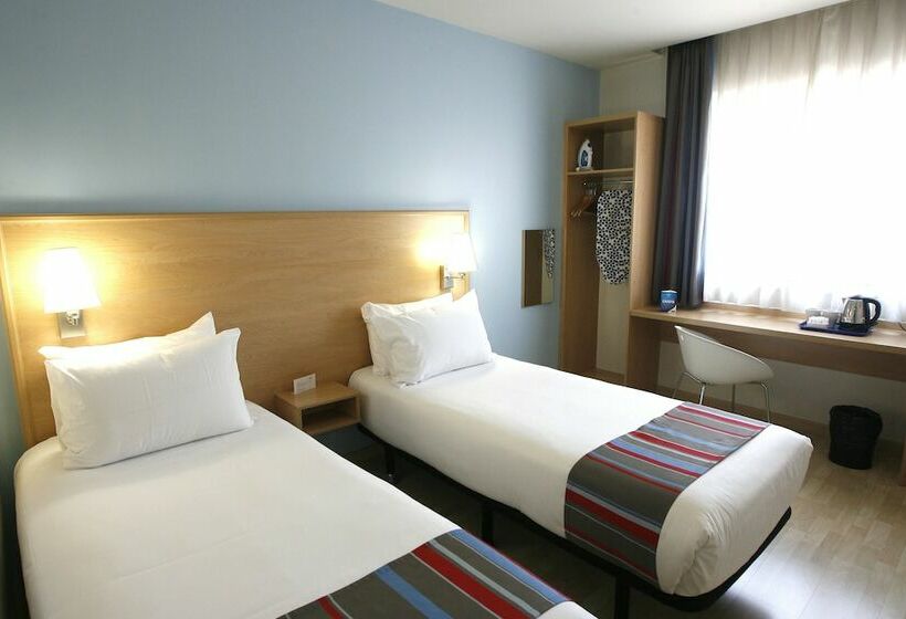غرفة قياسية, Travelodge Madrid Metropolitano
