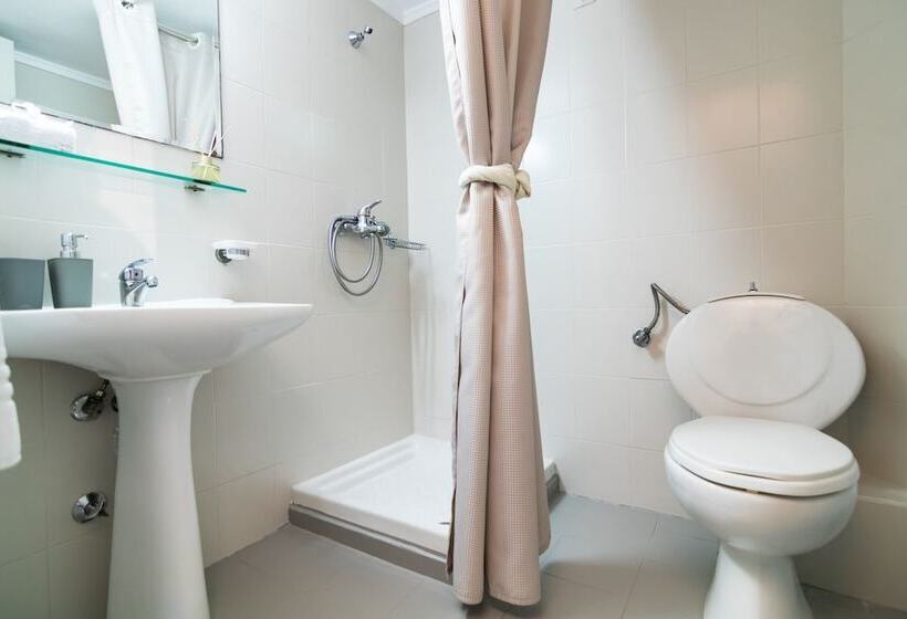 Стандартный Номер Нижний Этаж, Samel Hotel