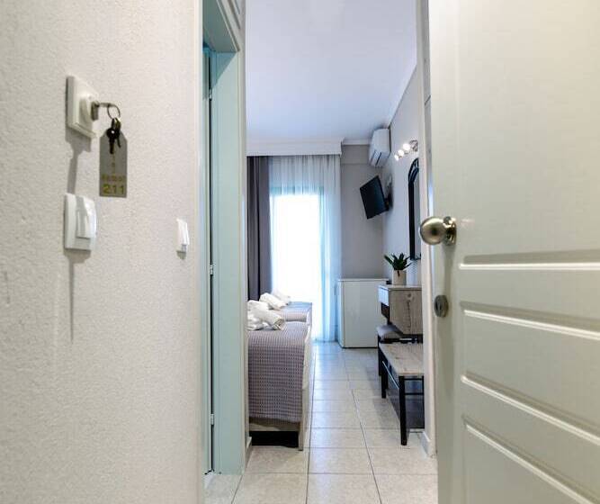 １階のスタンダードルーム, Samel Hotel