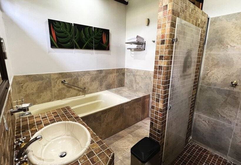 Четырехместный Номер Superior, Tequendama Hotel Campestre Villavicencio