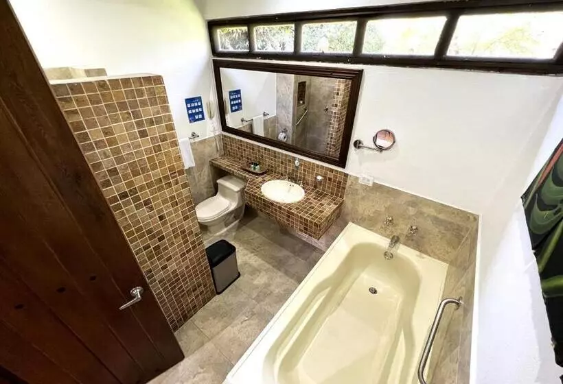 Superior Neljän Hengen Huone, Tequendama Hotel Campestre Villavicencio