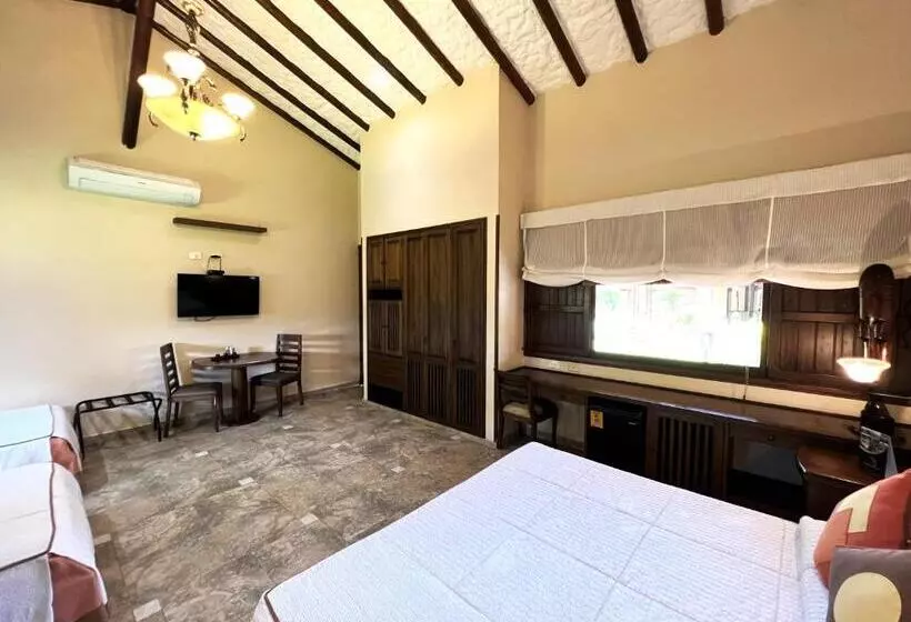 Superior Neljän Hengen Huone, Tequendama Hotel Campestre Villavicencio