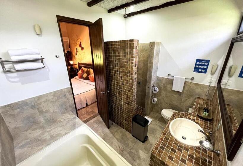 Четырехместный Номер Superior, Tequendama Hotel Campestre Villavicencio