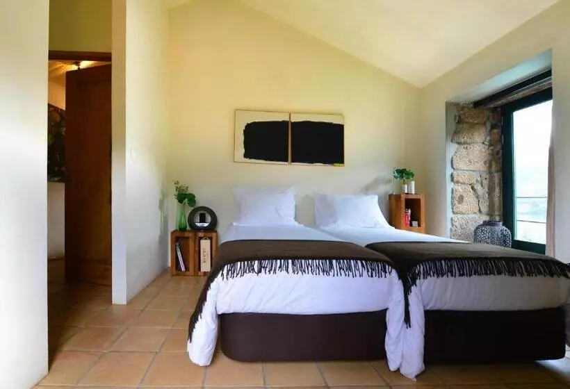 １ベッドルームアパートメント, Casas De Pousadouro