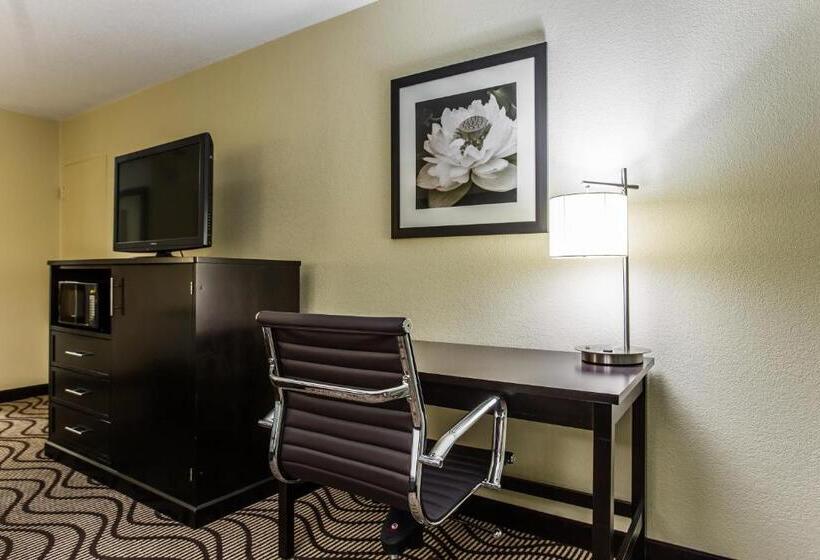 اتاق استاندارد برای معلولان, Clarion Hotel Airport & Conference Center