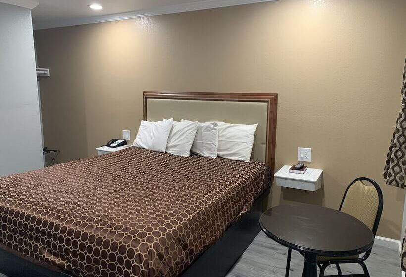 스탠다드 룸 킹사이즈 침대, Colusa Motel