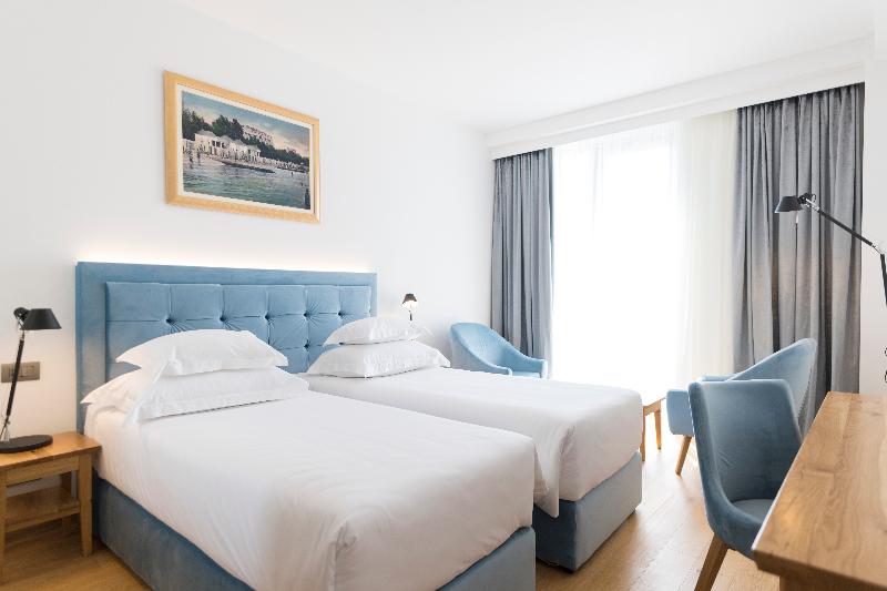 适合残疾人使用的标准间, Hampton Inn Waynesburg