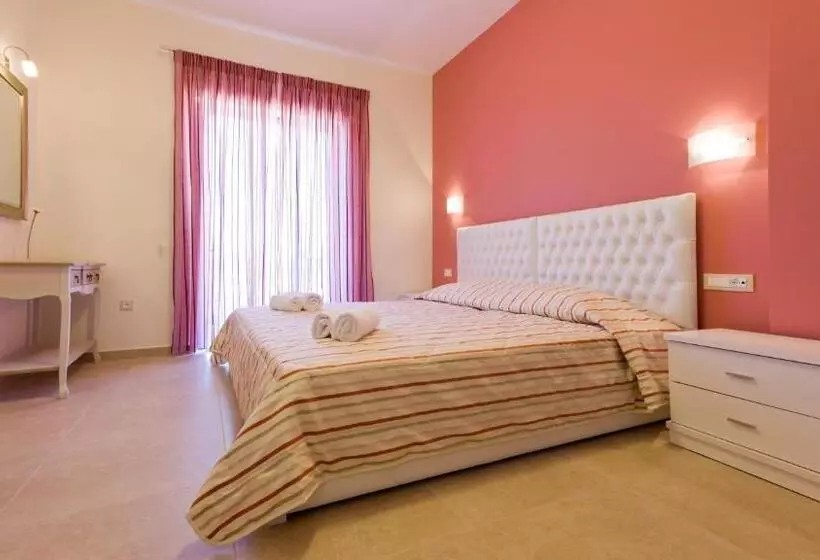 اتاق استاندارد, Aenaon Rooms