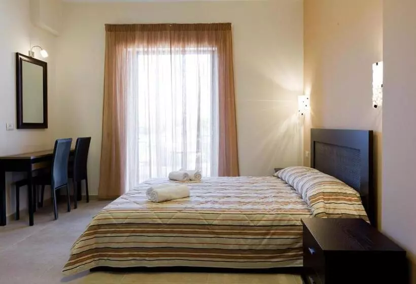 اتاق استاندارد, Aenaon Rooms