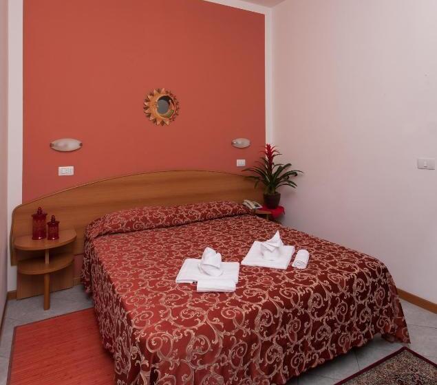 اتاق استاندارد با بالکن, Bahama