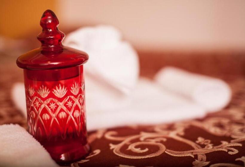 اتاق استاندارد سه تخته با بالکن, Bahama