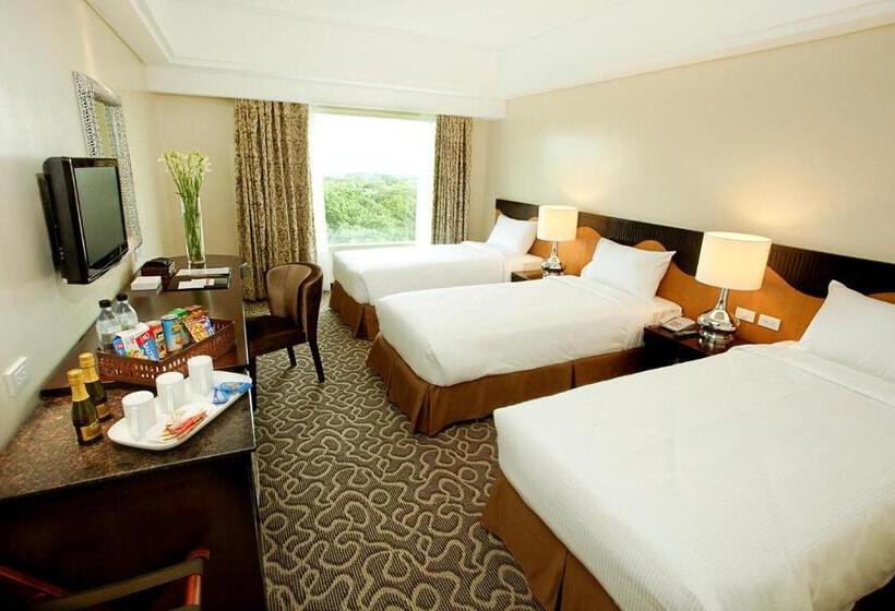 디럭스 트리플 룸, Elizabeth Cebu