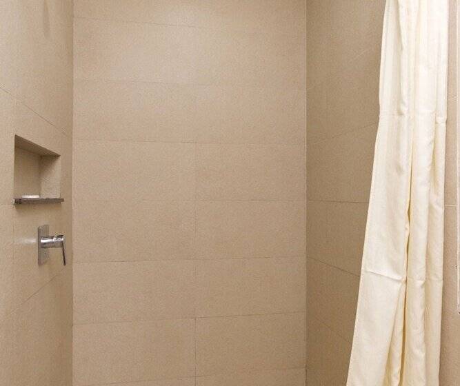 디럭스 룸, Elizabeth Cebu