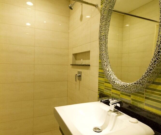 이그제큐티브 스위트, Elizabeth Cebu