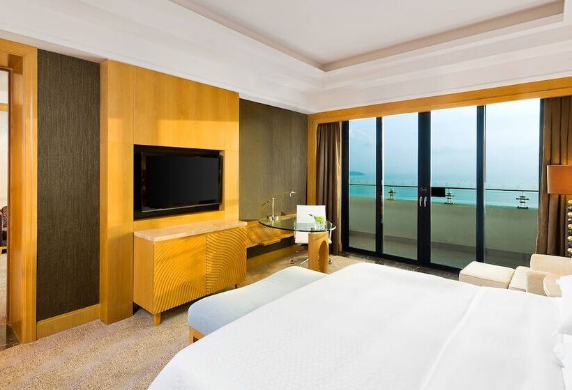 Люкс Классика, Four Points By Sheraton Hainan, Sanya