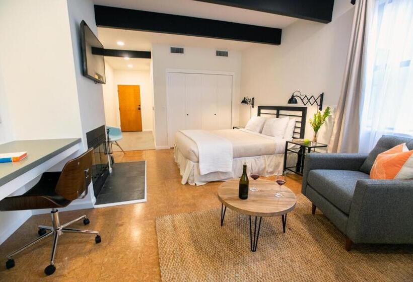 חדר סטנדרט, מיטת קינג, מותאם לאדם עם מוגבלויות, Scp Mendocino Inn And Farm