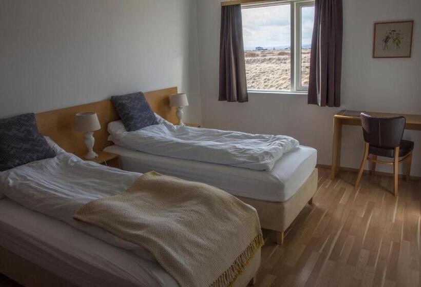 اتاق استاندارد با وان آب گرم, Lambastadir Guesthouse