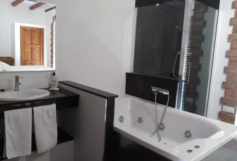 اتاق سوپریور, Nou Casablanca