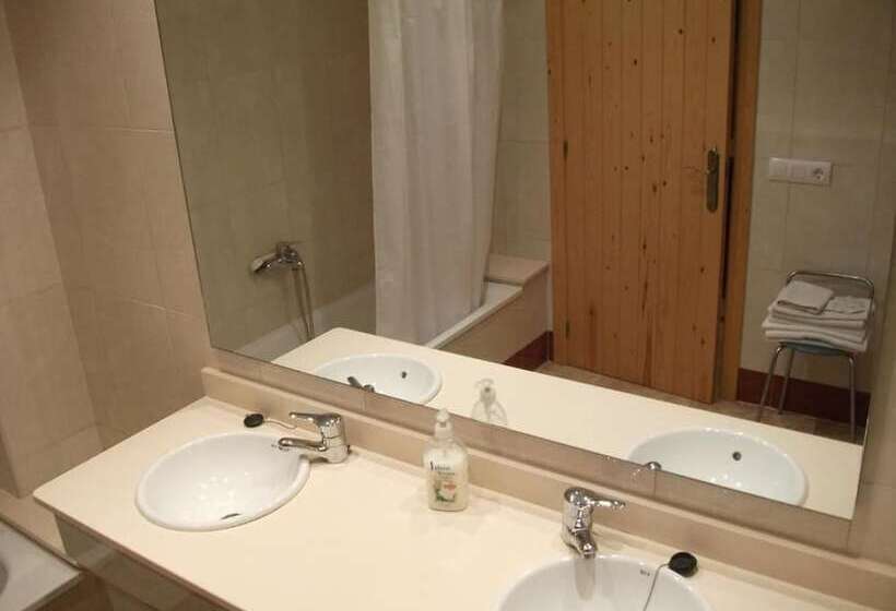 Четырехместный Номер Стандарт, Nou Casablanca