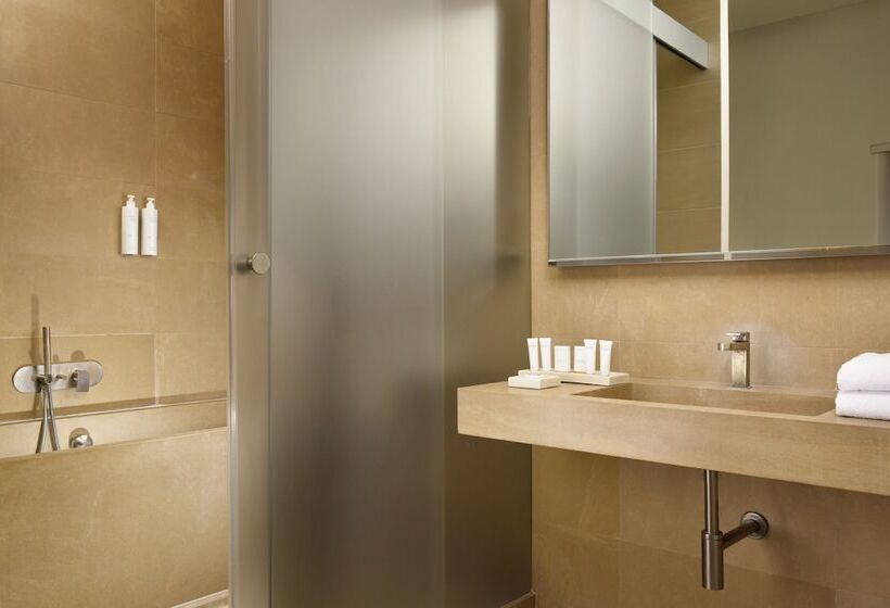 Camera Superiore, Palazzo Montemartini Rome, A Radisson Collection