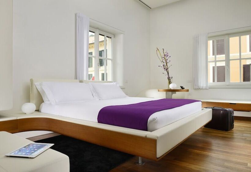 Camera Superiore, Palazzo Montemartini Rome, A Radisson Collection