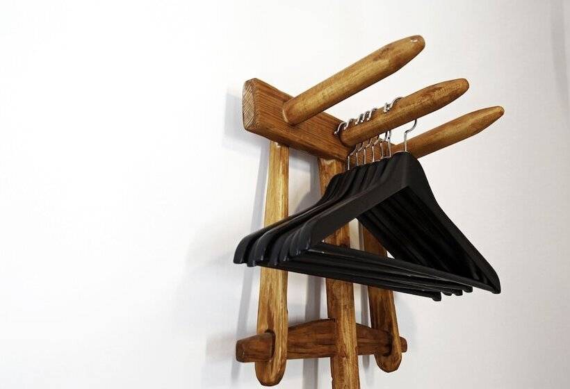 חדר סטנדרט לשלושה, Pension Basque Boutique