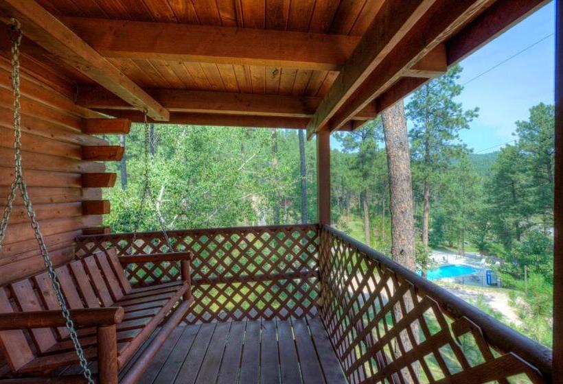 キャビン, Powder House Lodge