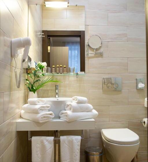 سوییت جونیور, Pushcha Congress