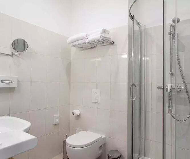 Chambre Standard Vue Parc, Radisson Hotel Old Town Riga